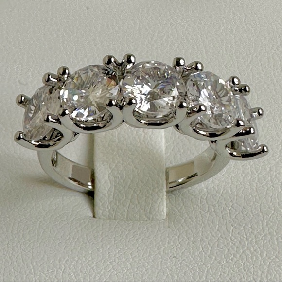 Diamond Band - Picture 7 of 10